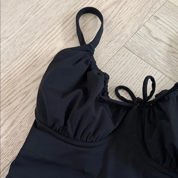 Knix Sculpt Front Tie One Piece Swimsuit Size Small+ - Picture 3 of 5